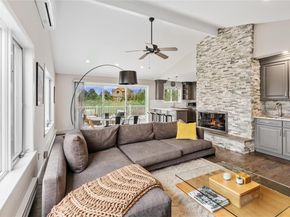 13 Bayberry Lane, East Quogue NY 11942