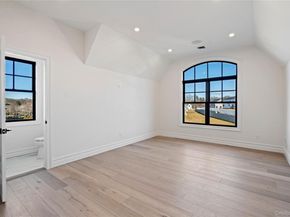 30 Main Parkway, Plainview NY 11803