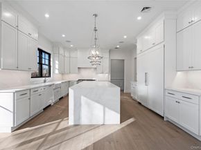 30 Main Parkway, Plainview NY 11803