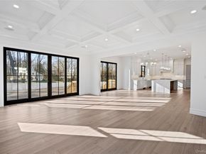 30 Main Parkway, Plainview NY 11803