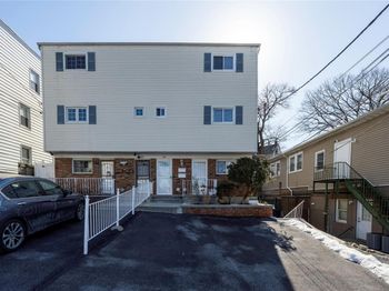 34 Lockwood Avenue