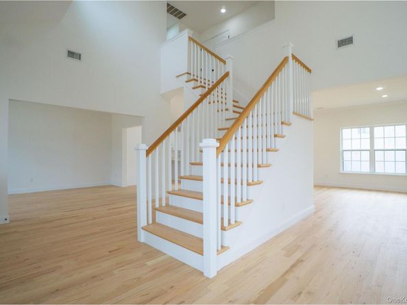 157 Gull Dip Road, Ridge NY 11961