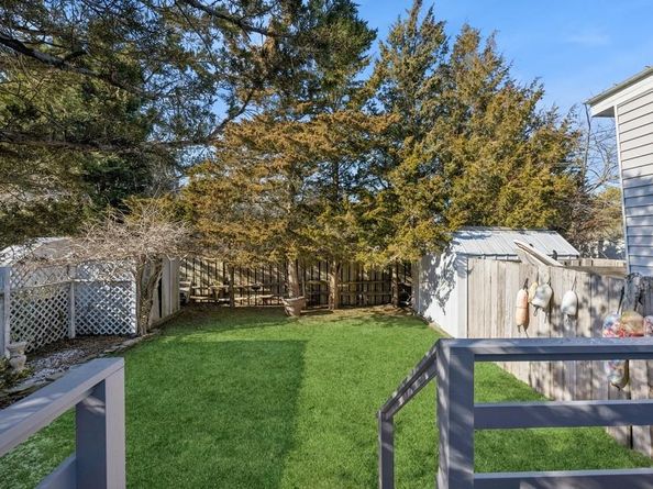 53 Crassen Boulevard Park Ave unit 3, Amagansett NY 11930