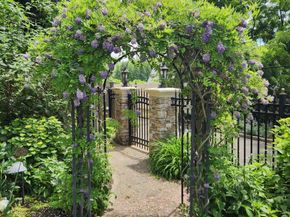 6 Bluffview Court, Miller Place NY 11764