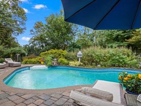 6 Bluffview Court, Miller Place NY 11764