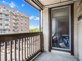 397 N Broadway 3E, Yonkers NY 10701