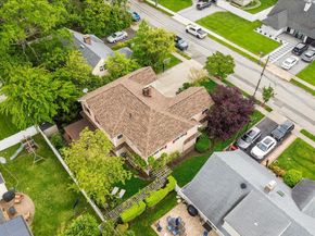10 Bulaire Road, East Rockaway NY 11518