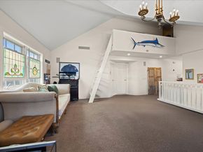 10 Bulaire Road, East Rockaway NY 11518