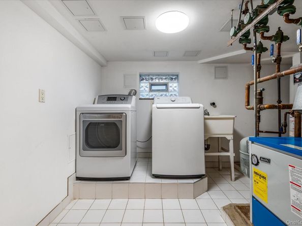 16140 98th Street, Howard Beach NY 11414
