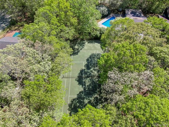 24 N Quarter Road, Westhampton NY 11977