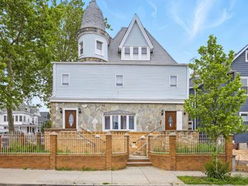 171 Arlington Avenue