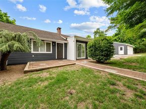 5 Cedar Road, Wading River NY 11792