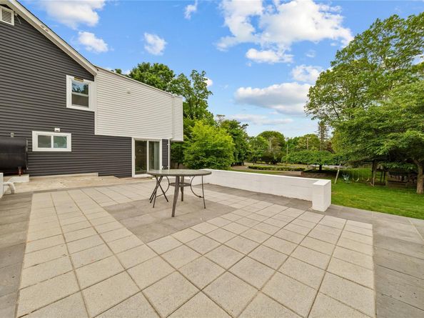 5 Cedar Road, Wading River NY 11792