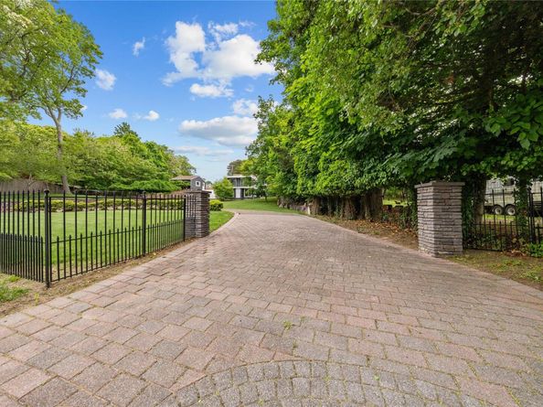 5 Cedar Road, Wading River NY 11792