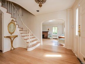 1 Parkside Drive, Great Neck NY 11021