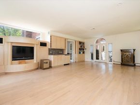 1 Parkside Drive, Great Neck NY 11021
