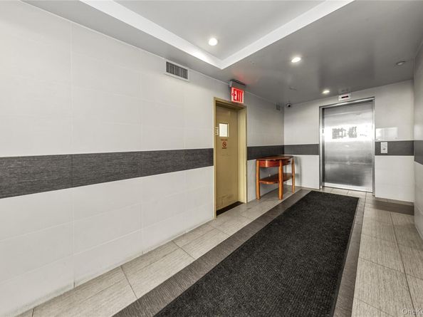 107-16 37TH Avenue 3B, Corona NY 11368