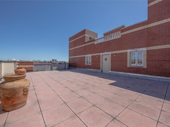 107-16 37TH Avenue 3B, Corona NY 11368