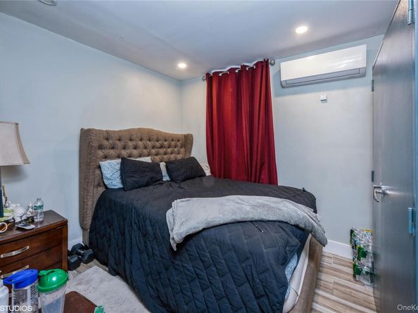 15 Saint Pauls Place, Mount Vernon NY 10550