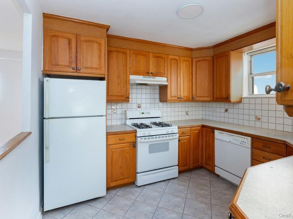 5800 Arlington Avenue 9H, Bronx NY 10463