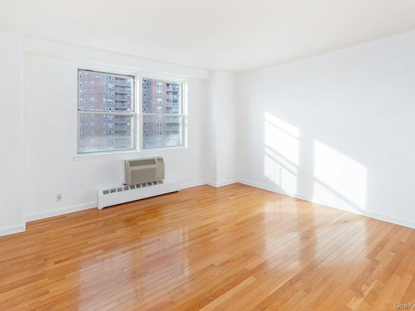 5800 Arlington Avenue 9H, Bronx NY 10463