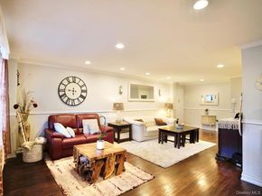 50 Hillpark Avenue 2F, Great Neck NY 11021