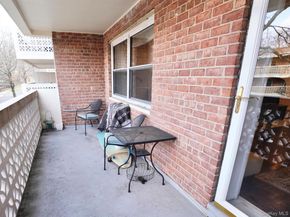 50 Hillpark Avenue 2F, Great Neck NY 11021