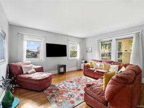 386 Park Hill Avenue, Yonkers NY 10705