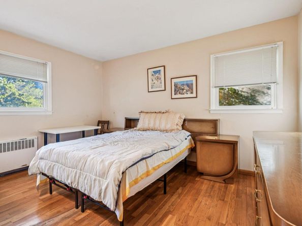 22 Reynolds Road, Glen Cove NY 11542