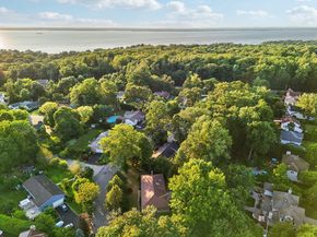 22 Reynolds Road, Glen Cove NY 11542