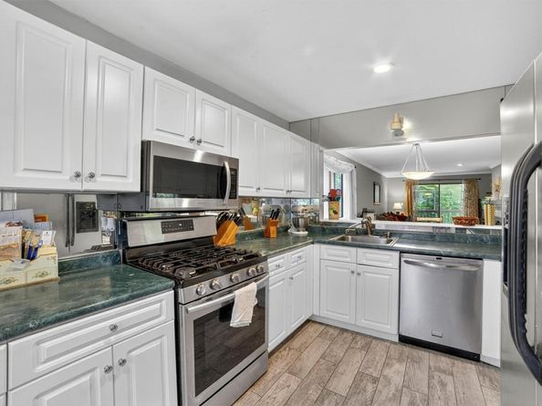 14 Steven Drive 1, Ossining NY 10562