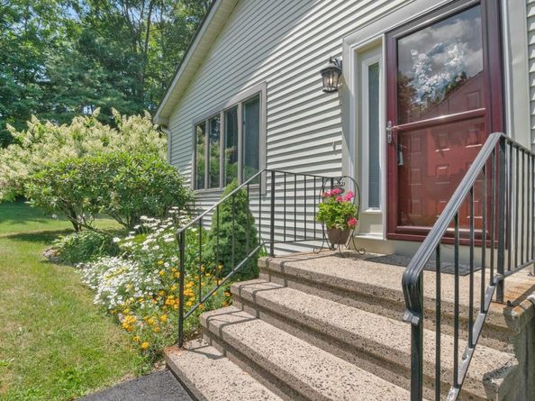35 Krystal Drive, Somers NY 10589