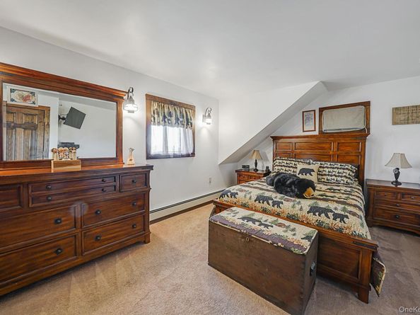 17 East Avenue, Lawrence NY 11559