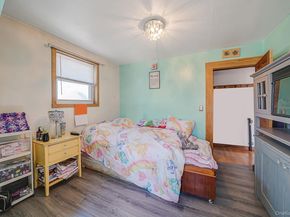 17 East Avenue, Lawrence NY 11559