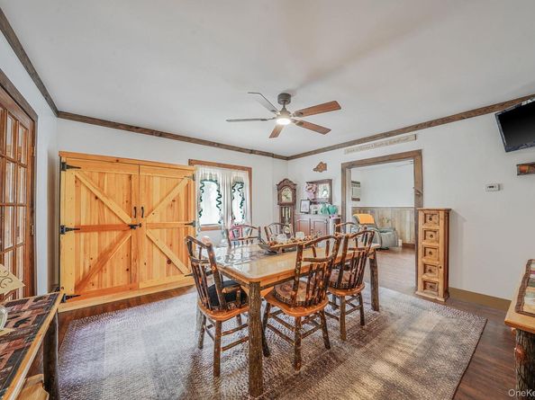 17 East Avenue, Lawrence NY 11559