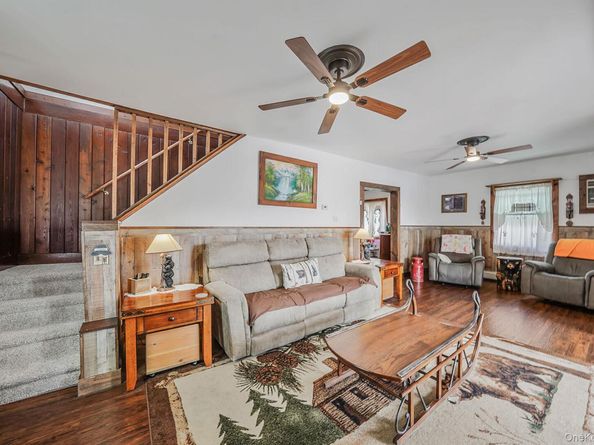 17 East Avenue, Lawrence NY 11559