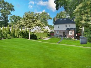 19346 McLaughlin Avenue, Holliswood NY 11423
