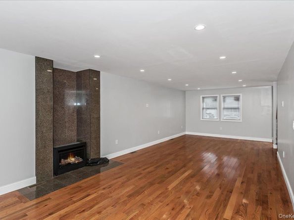 664 Clinton Avenue, Uniondale NY 11553
