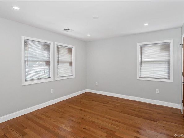 664 Clinton Avenue, Uniondale NY 11553