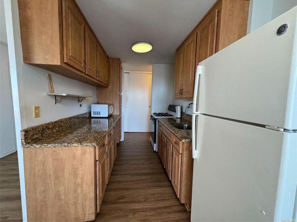 2483 W 16th Street 17K, Brooklyn NY 11214