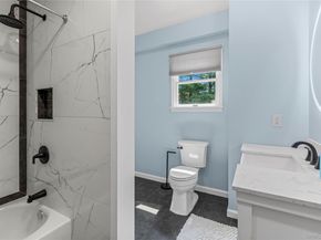 3 Porpoise Court, Northport NY 11768