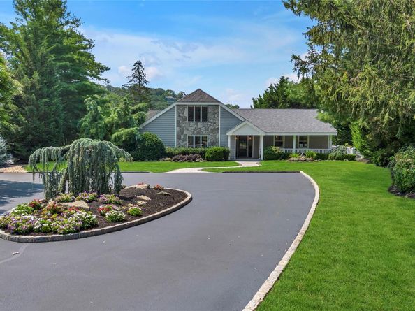 3 Porpoise Court, Northport NY 11768