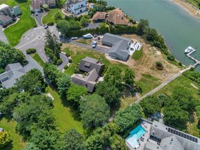 3 Porpoise Court, Northport NY 11768
