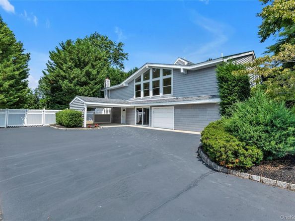 3 Porpoise Court, Northport NY 11768