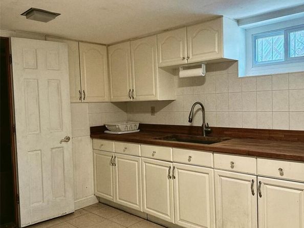 7615 172nd Street, Fresh Meadows NY 11366