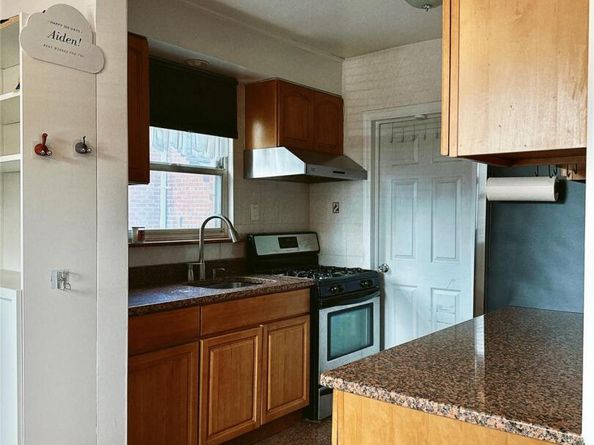 7615 172nd Street, Fresh Meadows NY 11366