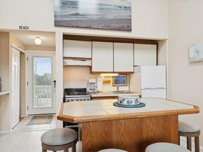 22 Soundview Drive 207, Montauk NY 11954