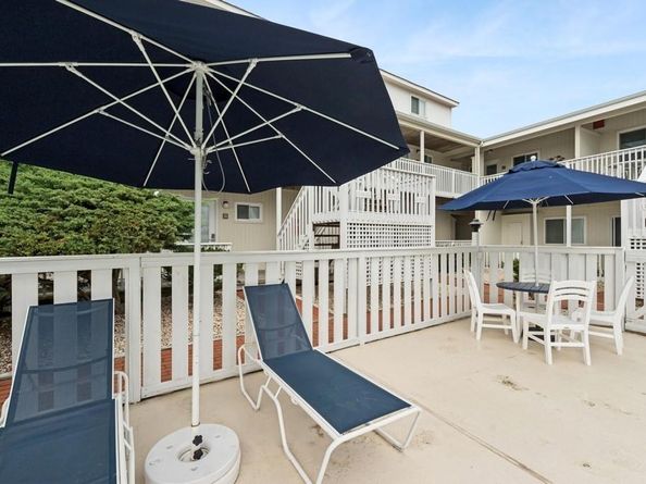 22 Soundview Drive 207, Montauk NY 11954