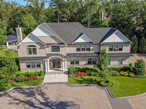 11 Landview Drive, Dix Hills NY 11746