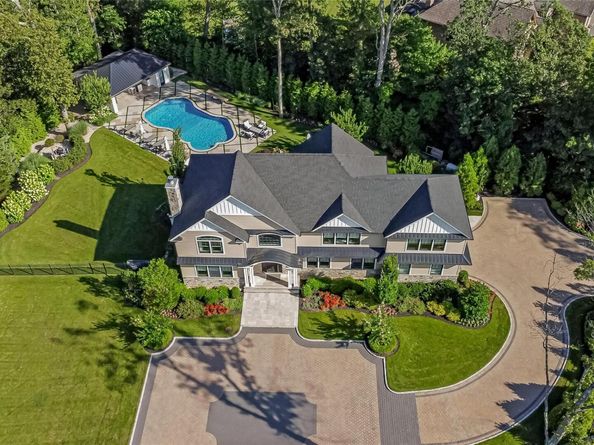 11 Landview Drive, Dix Hills NY 11746